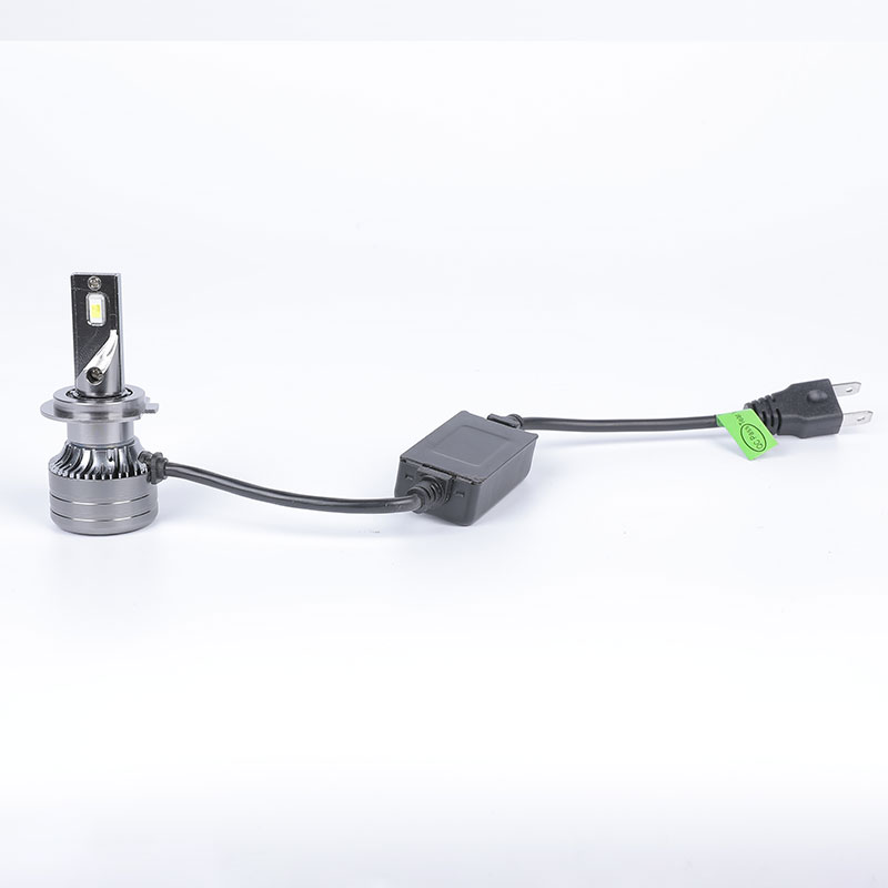 H7-Lampa auto-faruri LED Q7